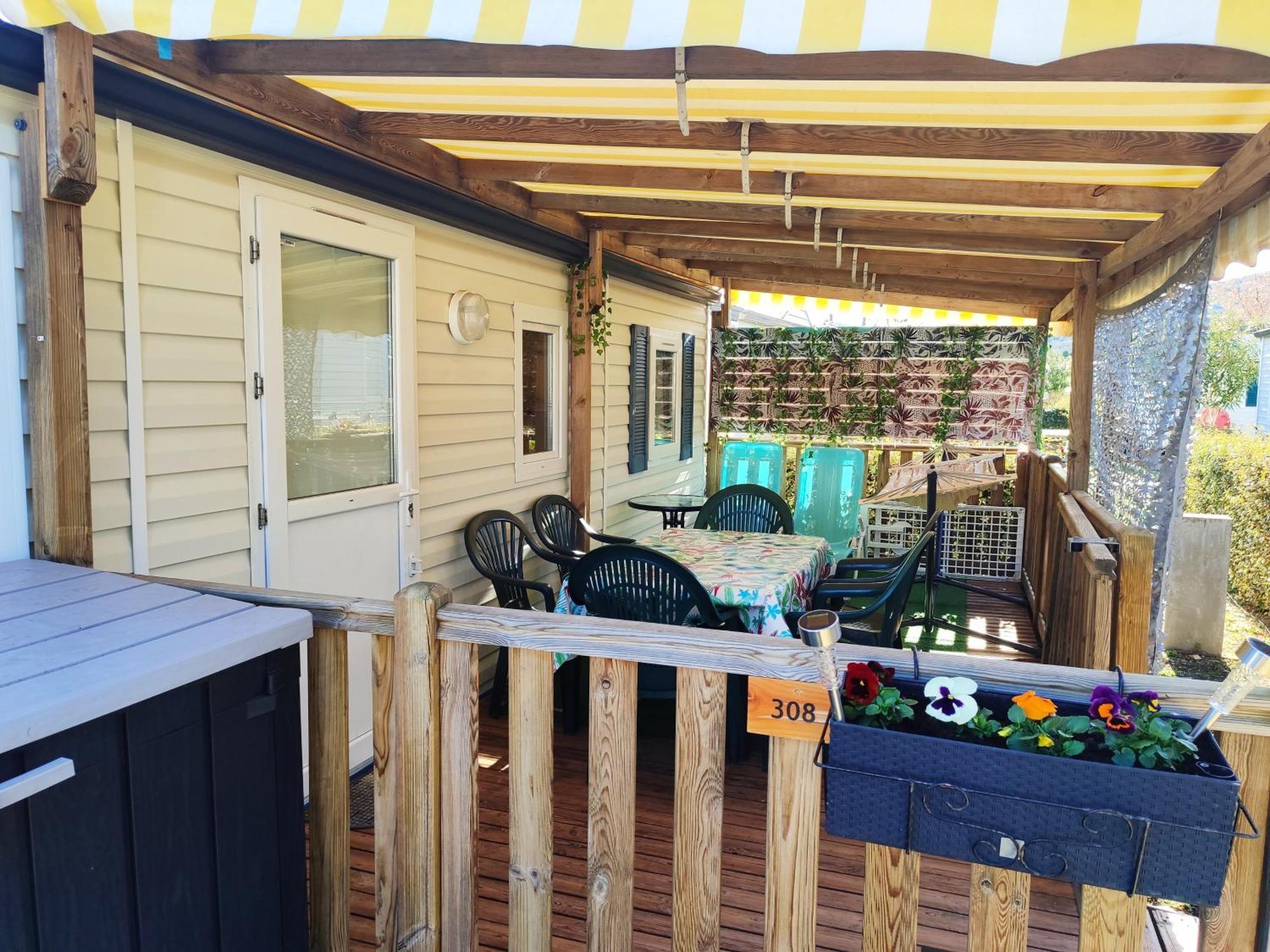 Mobilhome Au Camping Les Salins De La Gardiole Ex Camping Europe Vic-la-Gardiole Esterno foto