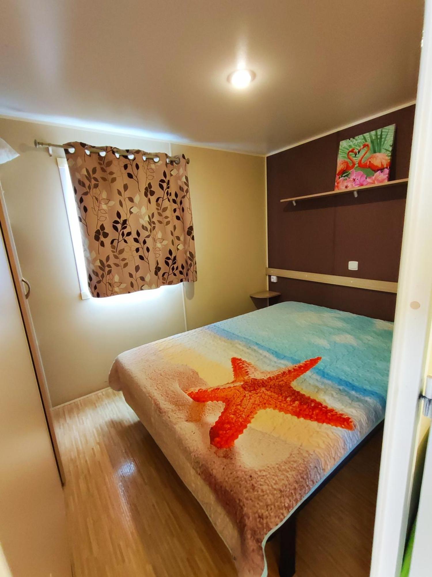 Mobilhome Au Camping Les Salins De La Gardiole Ex Camping Europe Vic-la-Gardiole Esterno foto