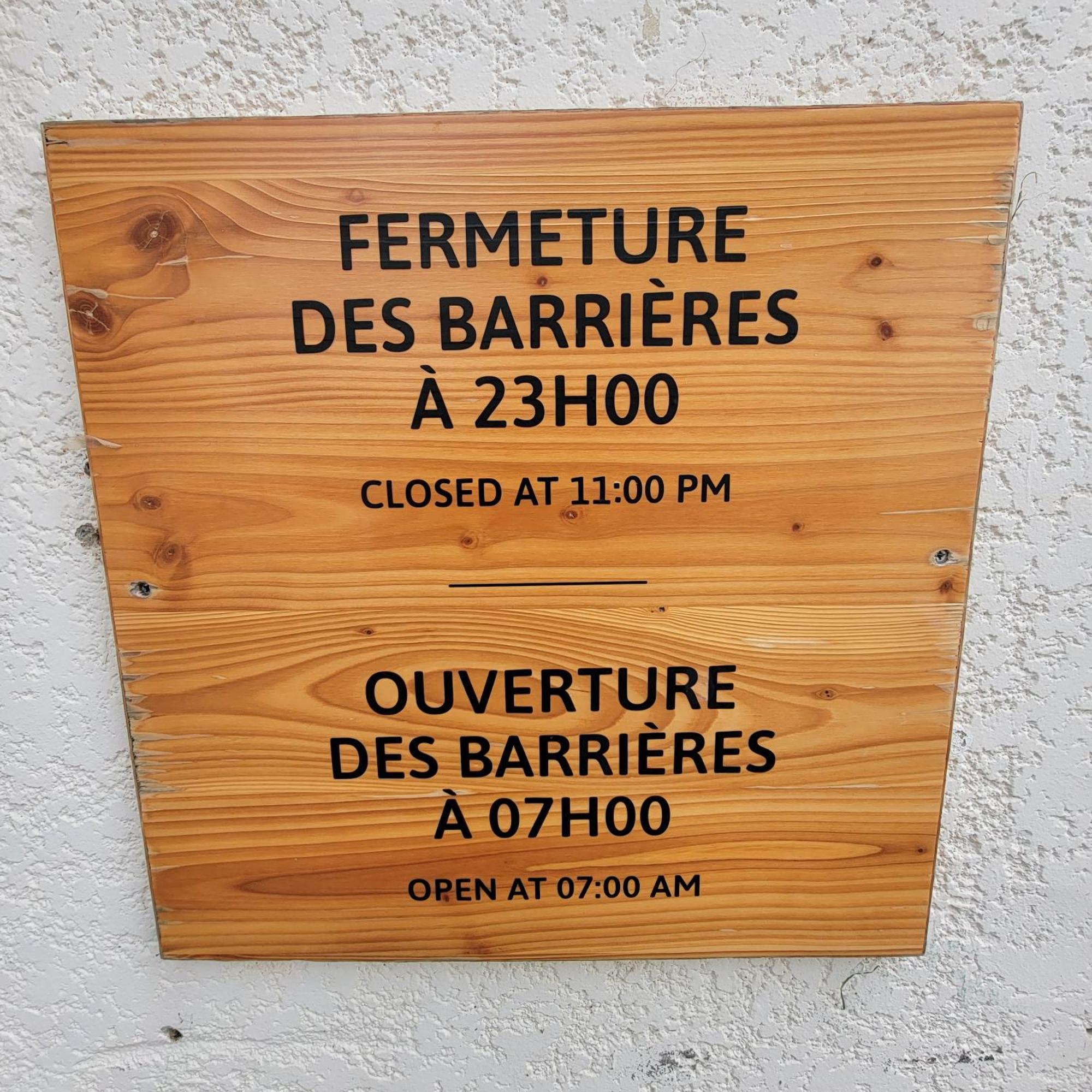 Mobilhome Au Camping Les Salins De La Gardiole Ex Camping Europe Vic-la-Gardiole Esterno foto